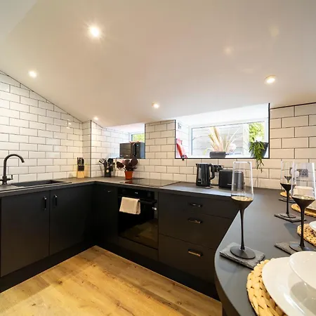 Apartment The Flat - Brand New Renovation In Amazing Location