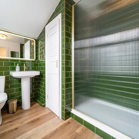 The Flat - Brand New Renovation In Amazing Location St Agnes (Cornwall)
